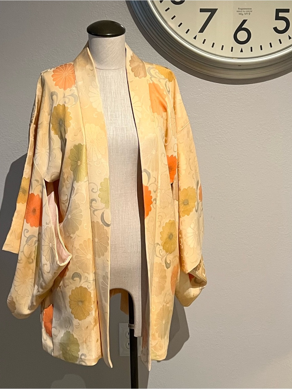 Vintage Cream Floral Open-Front Kimono Shrug with Orange & Green Accents